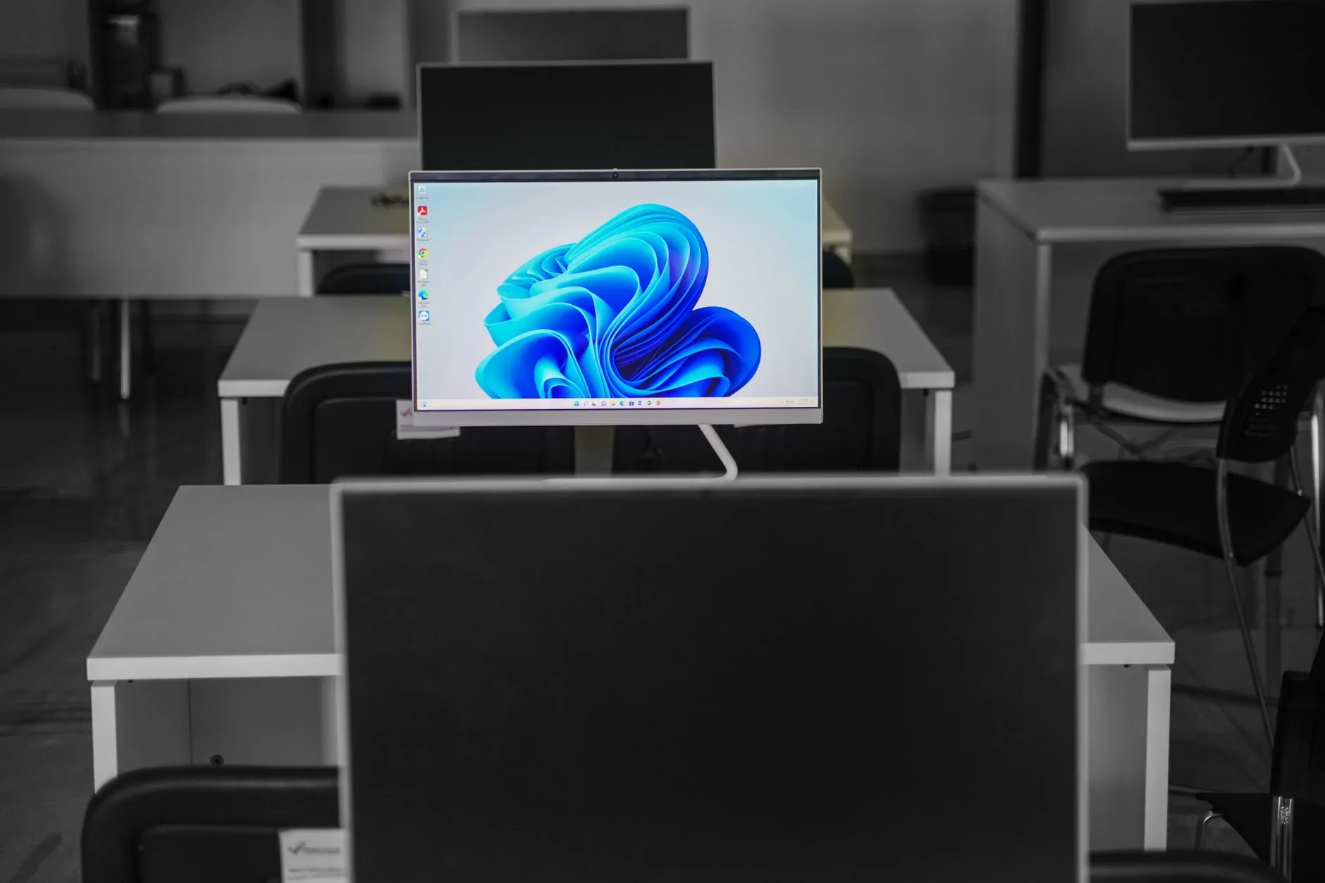 轮毂翻新与汽车美容养护组合方案在频耀服务的实施要点